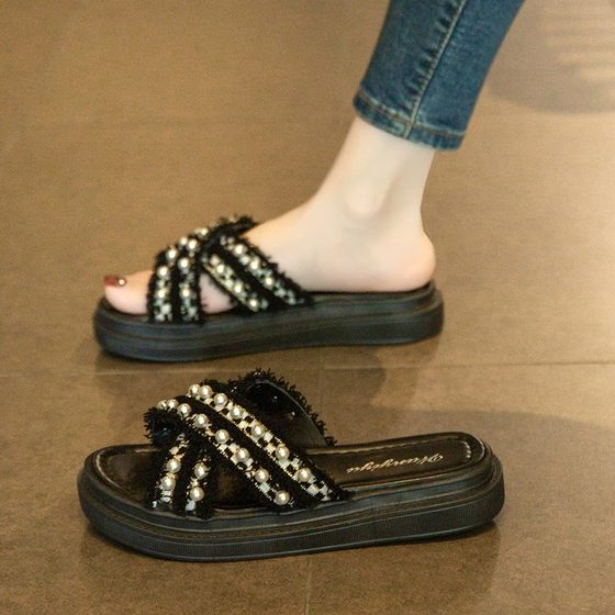 Sandals for women in summer wear 2025 new thick-soled anti-slip pregnant women beach sandals casual and fashionable super hot one-slip flops
Sandals for women in summer wear 2025 new thick-soled anti-slip pregnant women beach sandals casual and fashionable super hot one-slip flops