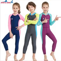 Childrens long-sleeved girls swimsuit professional swimsuits one-piece warmth medium and old childrens quick-drying seaside sunscreen diving swimsuits