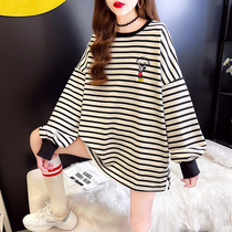 Large code pregnant woman Spring and autumn loaded with clothes pure cotton new loose striped sweatshirt wearing 200 catties in spring T-shirt tide