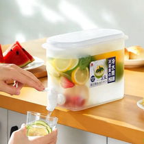 Wuhan with faucet in refrigerator fruit teapot lemon water bottle cold bucket