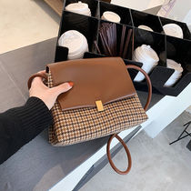 Net Red Retro Bunk Bag 2020 New Chains Fashion G Children Bag Foreign Air Skew Cross 100 Hitch Korean version Single shoulder bag