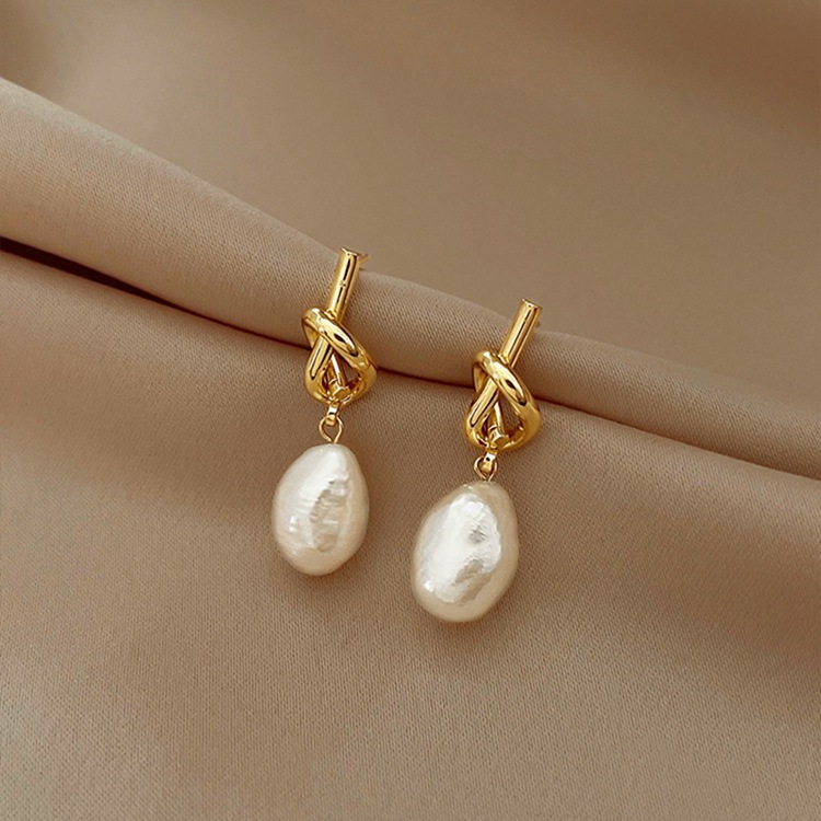 Otters-brand Discount Store Withdrawal Cupboard Clearance Clear Cabin Pick-up Light Extravagant Knotted Pearl Ear Nail Outlets Women Accessories-Taobao