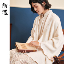 2020 autumn and winter New Chinese style retro elegant temperament embroidered outside the Republic of China style short woolen coat women