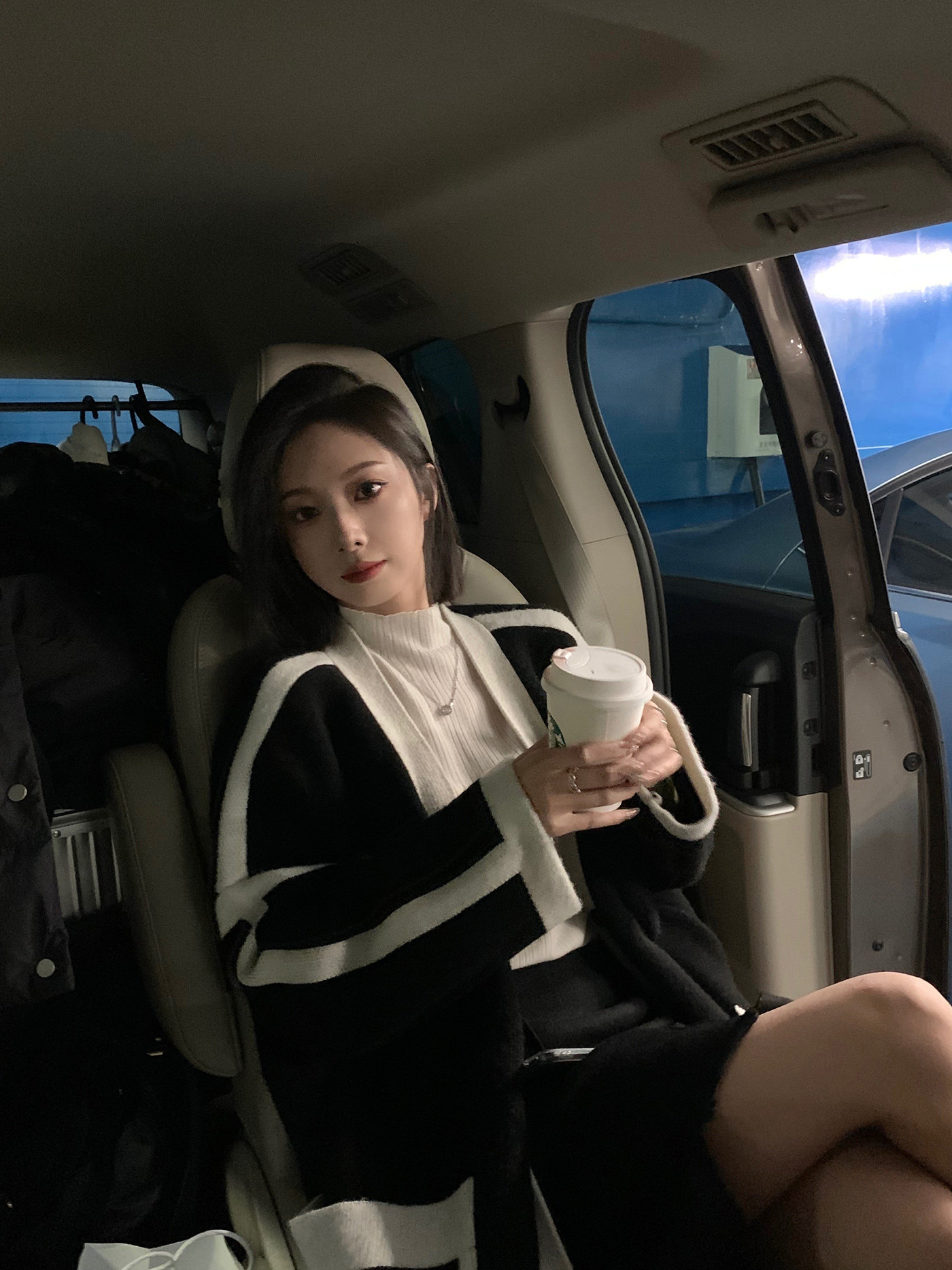 现货momoshero新款设计感全羊毛修身显瘦半高领打底针织衫女