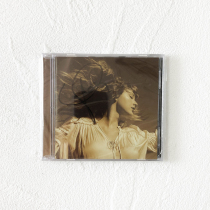 Signature as shown in the figure Taylor Swift Fearless CD