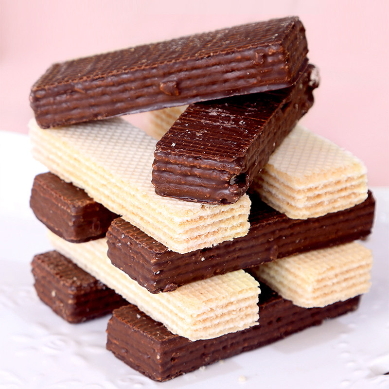 夏子麦田巧克力牛奶威化饼干咔咔脆米夹心充饥网红儿童休闲零食