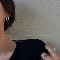 Exquisite small and wild personality small ear ring cold wind simple geometric niche design sense earrings womens minimalist earrings