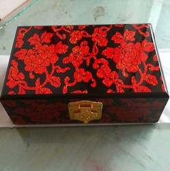 New product Pingyao lacquerware jewelry box Shanxi push light wooden retro Chinese style wooden solid wood cosmetic box Chinese style