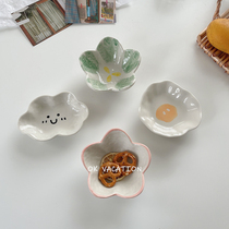 ins hand pinch of wind cloud ceramic dipping saucer Blossom Hand Painted Petals Hot Pot Dish Home Cutlery Salad Saucer