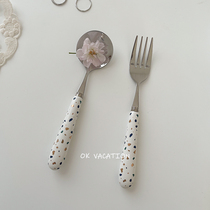 South Korean wind-ins crushed stone ceramic handle quartz stone appliqua gold flower stainless steel fork spoon subsuit dessert salad fork