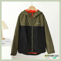 The outer part of the childrens jacket was originally a three-in-one inner part and now the outer part is sold separately