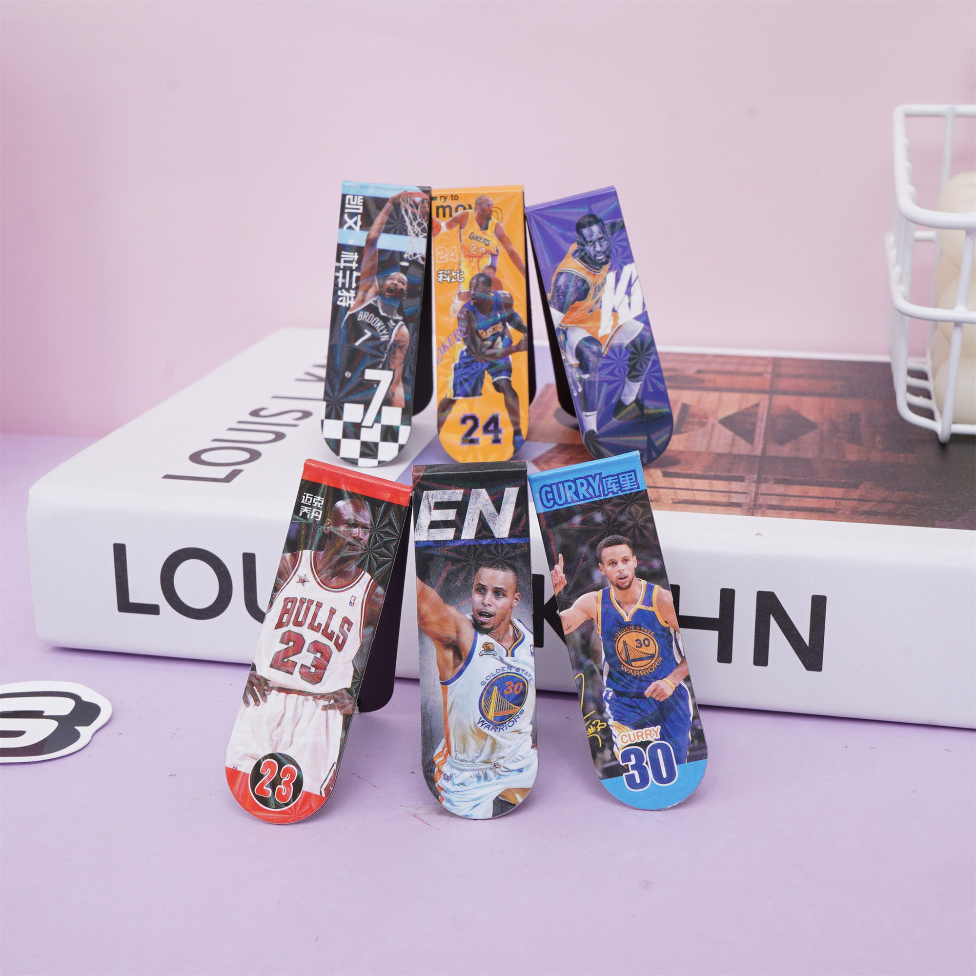 nba磁性书签篮球明星卡通科比詹姆斯库里杜兰特高颜值精致双面吸磁铁