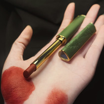 Matte velvet thin tube shows white lipstick bean paste red brown does not fade long-lasting waterproof non-stick cup niche brand