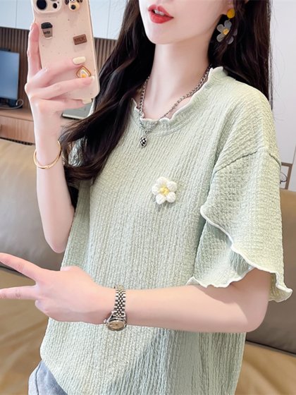 여름에 여성을위한 작은 짧은팔 티셔츠 여름 스타일 느슨한 대형 여성 의류 디자인 틈새 틈새 다목적 탑 여름에 여성을위한 작은 짧은팔 티셔츠 여름 스타일 느슨한 대형 여성 의류 디자인 틈새 틈새 다목적 탑