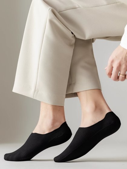 남자를위한 보트 양말 미끄러지지 않고 남자를위한 얇은 여름 양말 얕은 입에서 보이지 않는 면화 얼음 실크 스타킹 남성용 짧은 튜브 남자를위한 보트 양말 미끄러지지 않고 남자를위한 얇은 여름 양말 얕은 입에서 보이지 않는 면화 얼음 실크 스타킹 남성용 짧은 튜브