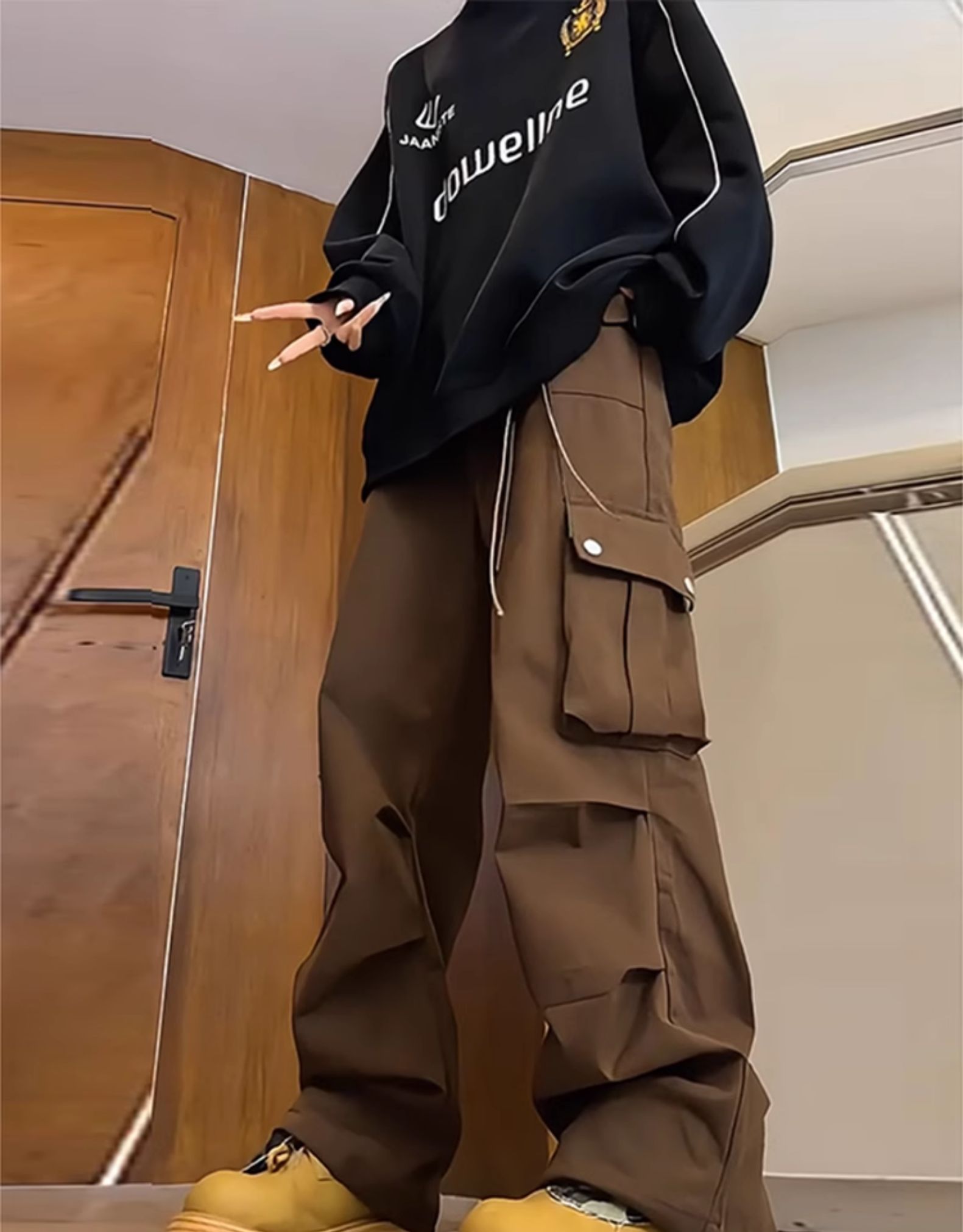 美拉德棕色大口袋工装裤男春秋款搭配马丁靴的裤子美式复古休闲裤