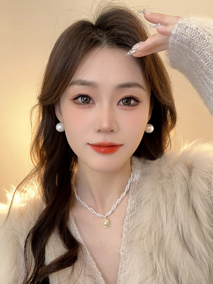 이어 피어싱 및 모기 코일 귀걸이가없는 여성을위한 모방 진주 귀 클립 2024 새로운 인기있는 귀걸이 가벼운 고급 고급 이어 버클 장식 이어 피어싱 및 모기 코일 귀걸이가없는 여성을위한 모방 진주 귀 클립 2024 새로운 인기있는 귀걸이 가벼운 고급 고급 이어 버클 장식