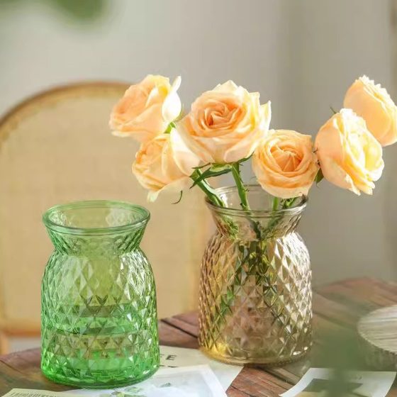 French light luxury thick cloth bag glass vase transparent flower arrangement aquatic rose lily home living room hydroponic utensils
French light luxury thick cloth bag glass vase transparent flower arrangement aquatic rose lily home living room hydroponic utensils