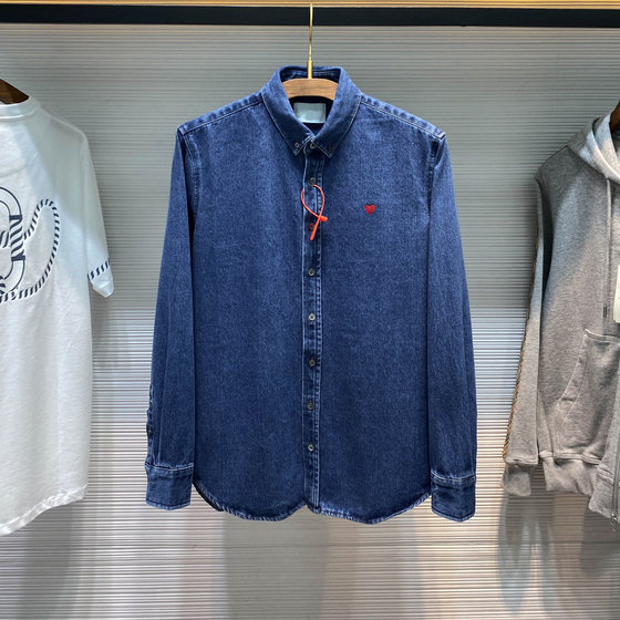 High-quality European denim shirts for men and women fashion trendy brands street romantic love embroidery loose shirt jacket jacket
High-quality European denim shirts for men and women fashion trendy brands street romantic love embroidery loose shirt jacket jacket