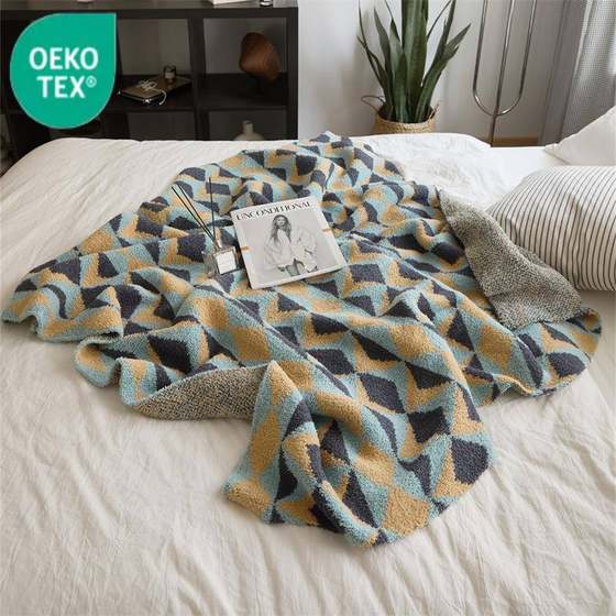 Ruijing Factory Direct Sales Thickened Nordic Class A Half-Side Fleece Bedroom Knitted Geometric Pattern Blanket Sofa Blanket
Ruijing Factory Direct Sales Thickened Nordic Class A Half-Side Fleece Bedroom Knitted Geometric Pattern Blanket Sofa Blanket