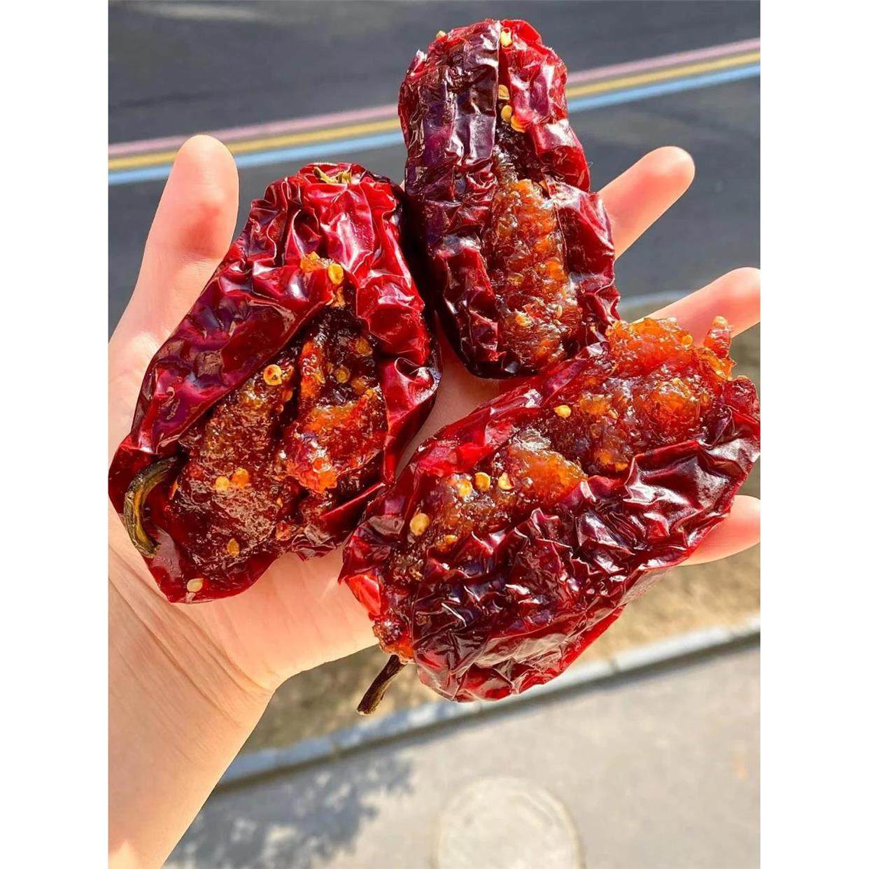 辣椒粑依夫爆辣糯米馅辣椒果,江西特产有多香?🌶️深度测评