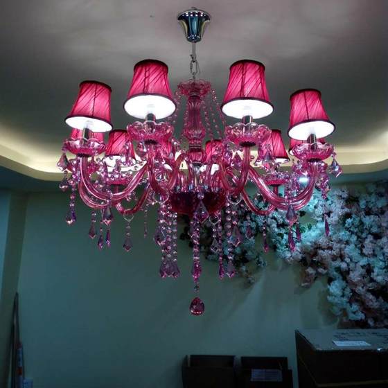 European crystal lamp colored glass chandeliers rose red cafe lamp clothing store beauty salon creative chandeliers
European crystal lamp colored glass chandeliers rose red cafe lamp clothing store beauty salon creative chandeliers