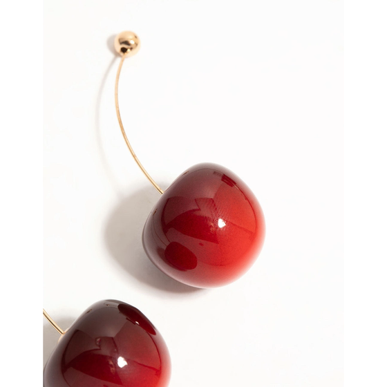 Lovisa Red Cherry Apple Earline 창조 과일 귀여운 크리스마스 패션 달콤한 소녀 스타일 이어링 Lovisa Red Cherry Apple Earline 창조 과일 귀여운 크리스마스 패션 달콤한 소녀 스타일 이어링