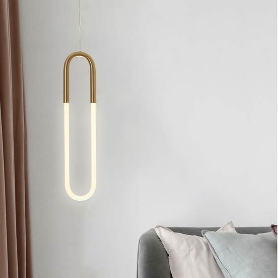 Nordic creative U-shaped chandelier bedside restaurant bar geometric clothing store postmodern exhibition hall personalized small chandelier
Nordic creative U-shaped chandelier bedside restaurant bar geometric clothing store postmodern exhibition hall personalized small chandelier