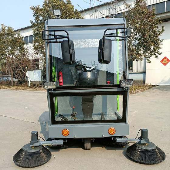 Electric lane sweeping factory sweeping 230 property park four-wheel ground machine small driving electric road sweeper
Electric lane sweeping factory sweeping 230 property park four-wheel ground machine small driving electric road sweeper