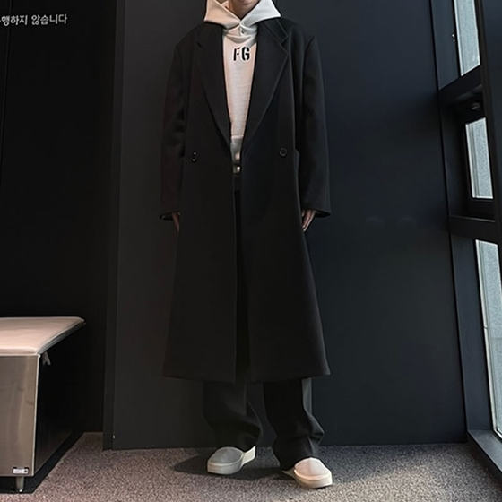 Casual loose wool coat men's long version over the knee Korean version trendy wool I-child windbreaker men's winter thickened and lengthened
Casual loose wool coat men's long version over the knee Korean version trendy wool I-child windbreaker men's winter thickened and lengthened