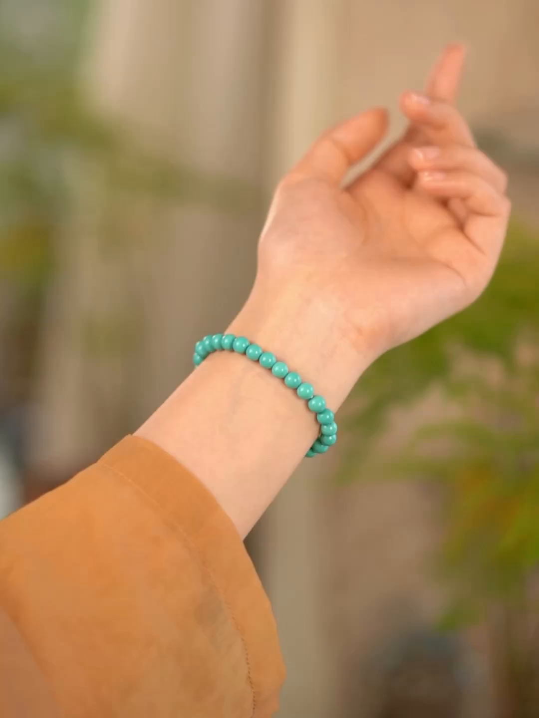 绿松石手串叠戴有技巧，该样搭更显气质✨