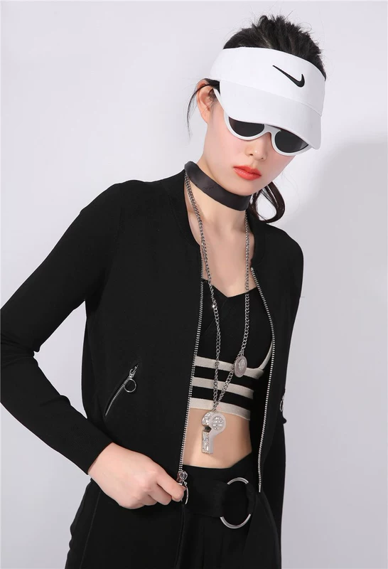 Ouama Shiqi Womens Fall 2021 New Casual và mỏng Dây kéo màu đen dài tay Áo khoác ngắn Đồng phục bóng chày - Áo khoác ngắn