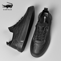 Crocodile shoes mens winter board shoes 2021 new mens black sports casual leather shoes wild mens shoes autumn and winter