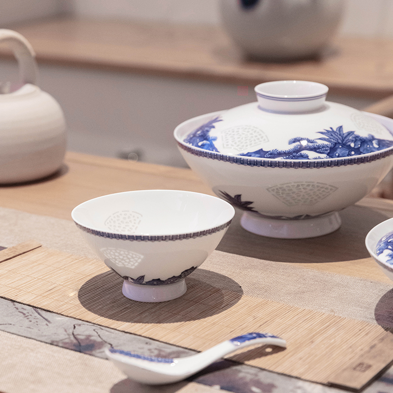 Jade BaiLingLong jingdezhen ceramic bowl set home dishes Chinese dishes contracted plate opening the window