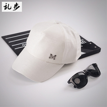 Korean Ulzzang Autumn Unisex Duck Tongue Hat Curved Embossed Sun Hat Korean Style Fashion M Letter Couple Baseball Cap Fashion