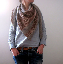 Jessica - Stick Pin Shawl Translation Illustrated Non-finished product