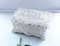 Western wedding silver white jewelry box necklace box Russian two-layer tin jewelry box makeup mirror diamond ring box