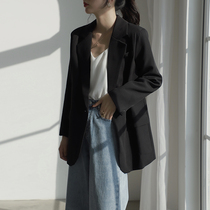 Suit jacket female spring and autumn Korean version of student casual British style black short small suit design sense niche