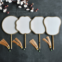 Xiangfei bamboo handle Chinese style solid color silk thick silk fan blank painting embroidery to give people a painting