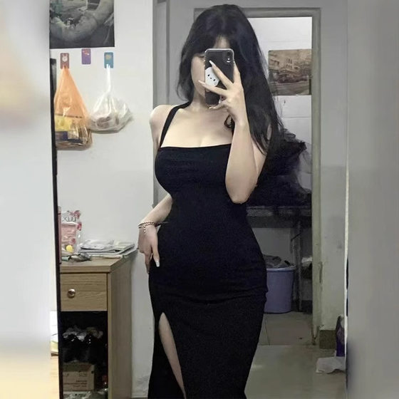 여성 서스펜더 기질을위한 순수한 여름 검은 드레스 새로운 슬림 허리 껴안기 및 슬림 미드 길이의 치마 여성 서스펜더 기질을위한 순수한 여름 검은 드레스 새로운 슬림 허리 껴안기 및 슬림 미드 길이의 치마