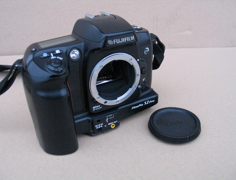 富士finepixs1pro数码单反相机故障机190元