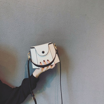 Hong Kong tide brand net red high-end simple bucket small bag female 2022 new ins foreign style portable messenger bag