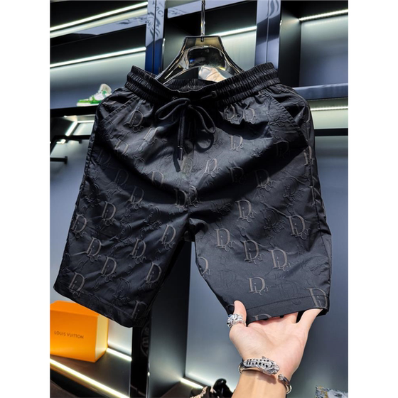 New summer men's beach pants trendy brand steel-printed European-style five-point pants ice silk high-end casual shorts 2025 thin style
New summer men's beach pants trendy brand steel-printed European-style five-point pants ice silk high-end casual shorts 2025 thin style