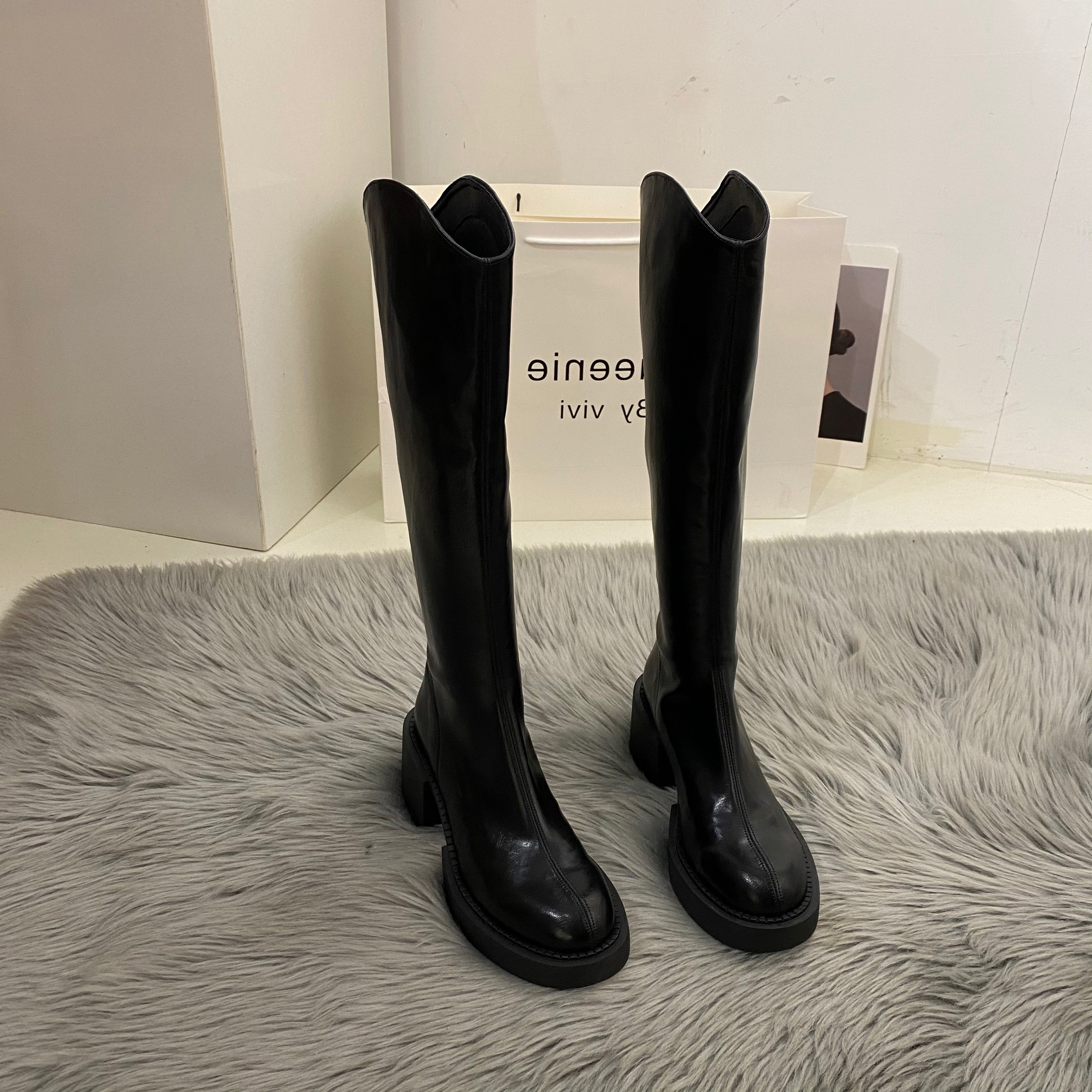 Gicc Kiss giant slim ~ however kneecap high heel V mouth long cylinder boot female small tall cylinder rider boot-Taobao