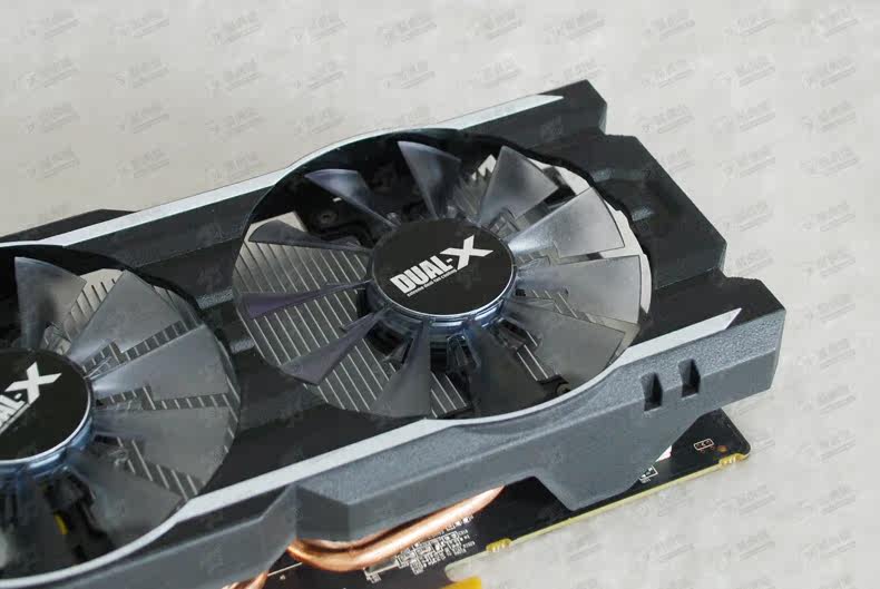 顺丰包邮 蓝宝石 r7 360白金2gd5 128bit 独立游戏显卡 秒gtx750