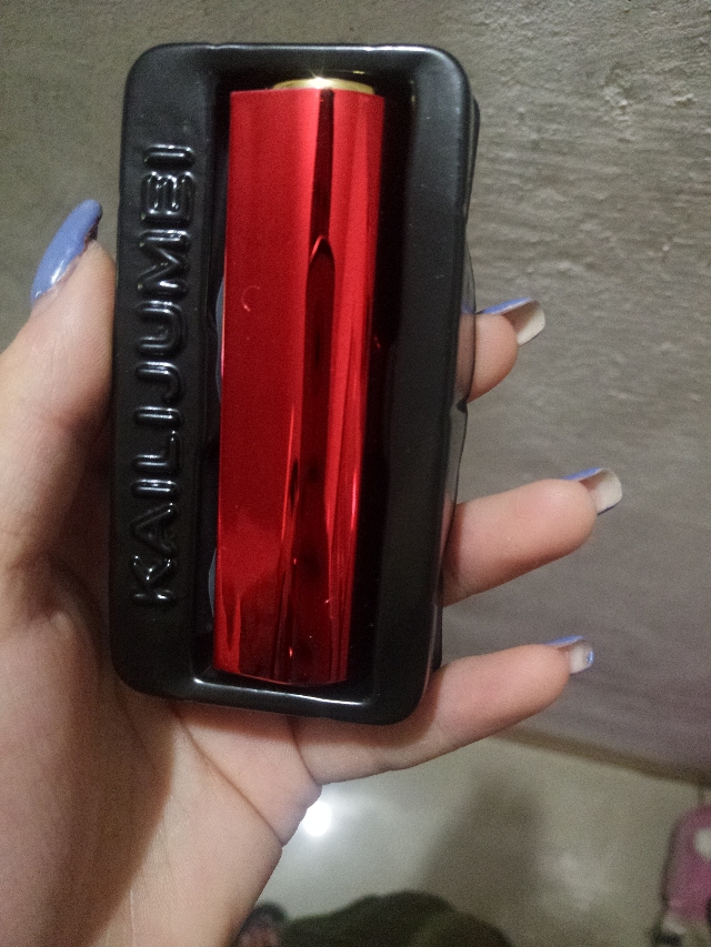售价88的果冻口红试色 颜色很粉嫩不掉色_in榜 售价88的果冻口红试色 颜色很粉嫩不掉色