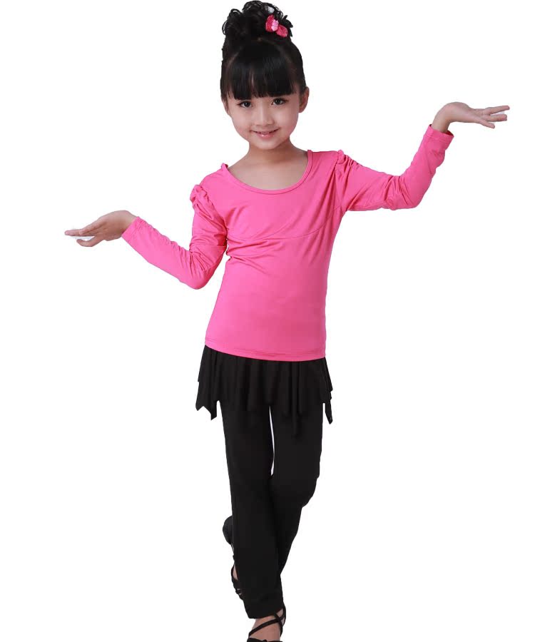 跳拉丁舞的小胖女孩图片