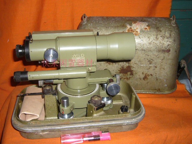 收藏极品:wild 瑞士产老古董水准仪,水平仪,经纬仪