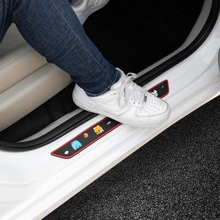car threshold protection strip, transparent and cute, anti-stepping, anti-scratching, anti-scratching, universal car welcome pedal, anti-collision