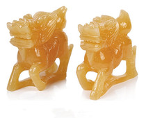 Natural yellow Yu Qilin ornaments a pair of crafts Jade precision home living room office elders give gifts